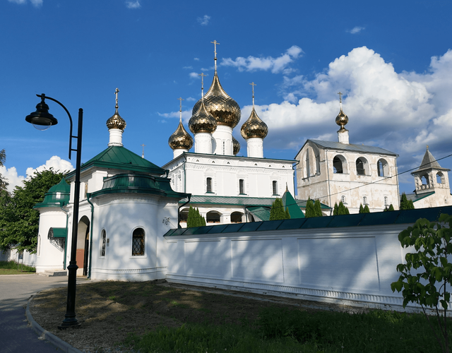 Пеший гУглич